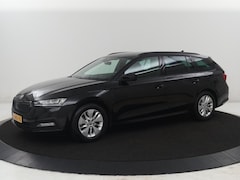 Skoda Octavia Combi - 1.5 e-TSI Sport Business | Stoelverwarming | Cruise control | Sfeerverlichting | Carplay |