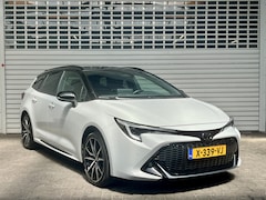 Toyota Corolla Touring Sports - Hybrid 140 GR Sport Rijklaarprijs