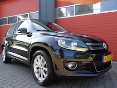 Volkswagen Tiguan - 1.4 TSI Sport&Style Automaat, Trekhaak, 1e Eigenaar