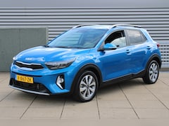 Kia Stonic - 1.0 T-GDi MHEV DynamicPlusLine NETTO DEAL NAVIGATIE, ACHTERUITRIJCA, ERA, EXTRA GETINT GLA
