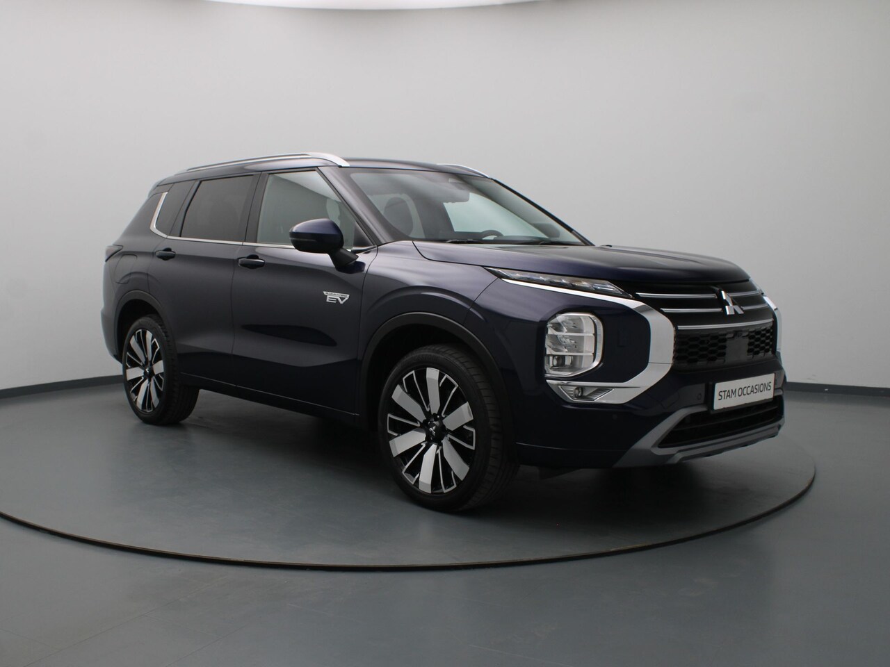 Mitsubishi Outlander - 306pk PHEV Instyle Head-Up | Panoramadak - AutoWereld.nl