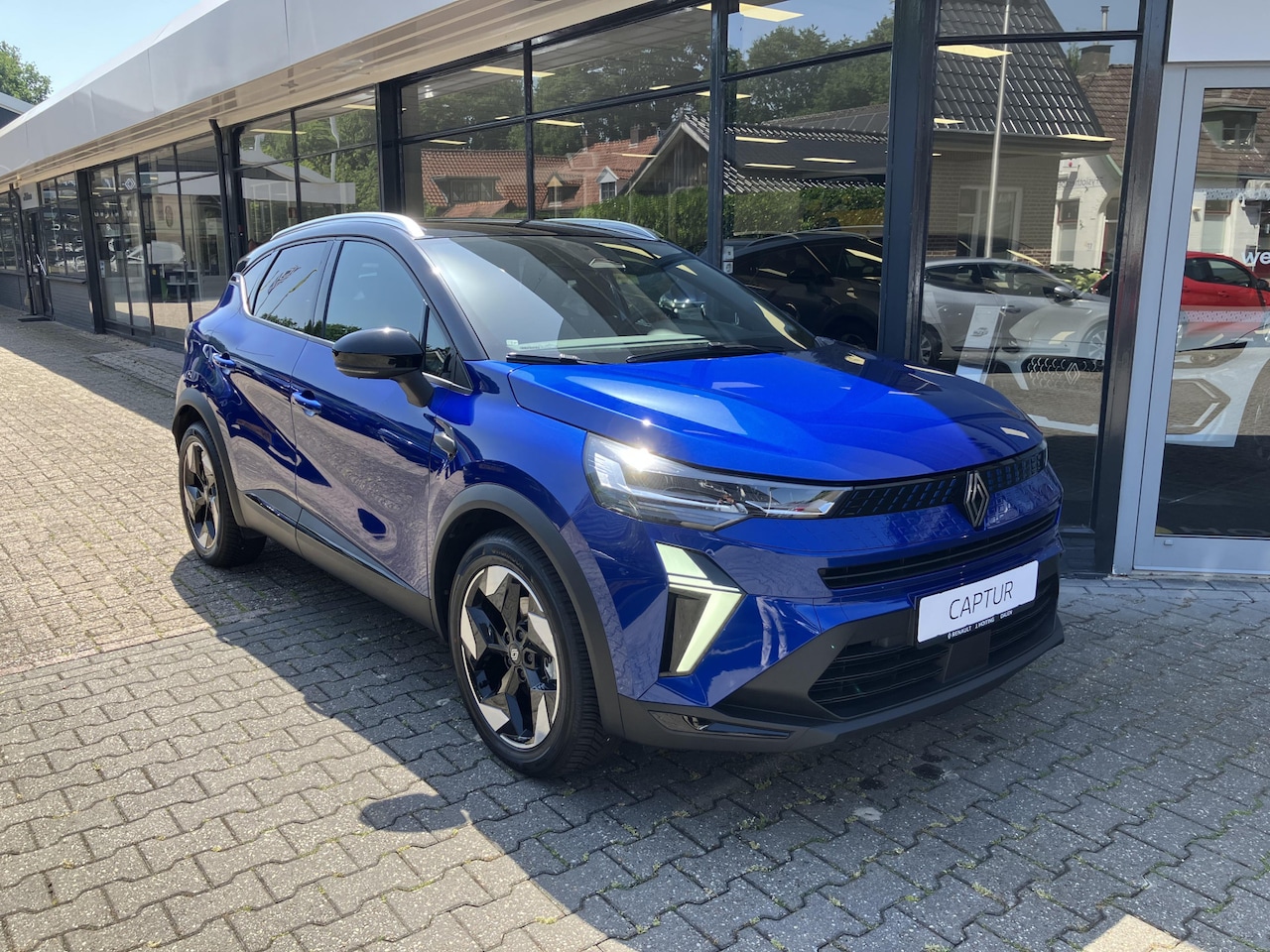 Renault Captur - 1.8 E-Tech full hybrid 160 techno * STOELVERW. / CAMERA * - AutoWereld.nl