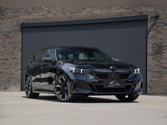 BMW 5-serie Touring - 540d xDrive M Sport Pro | Trekhaak | ACC | B&W | Stoelverwarming/Koeling | Comfortstoelen