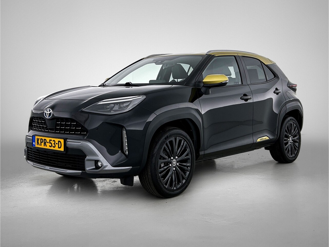 Toyota Yaris Cross - 1.5 Hybrid Adventure Limited | Stoel+stuurverwarming | Parkeersensoren voor+achter | Draad - AutoWereld.nl