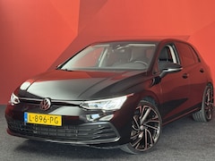 Volkswagen Golf - 1.0 eTSI Life | Sfeerverlichting | Automaat | ACC