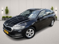 Skoda Octavia Combi - 1.0 e-TSI Business Edition Plus 1.0 e-TSI CAMERA * TREKHAAK * ADAPTIVE * STOELVERW