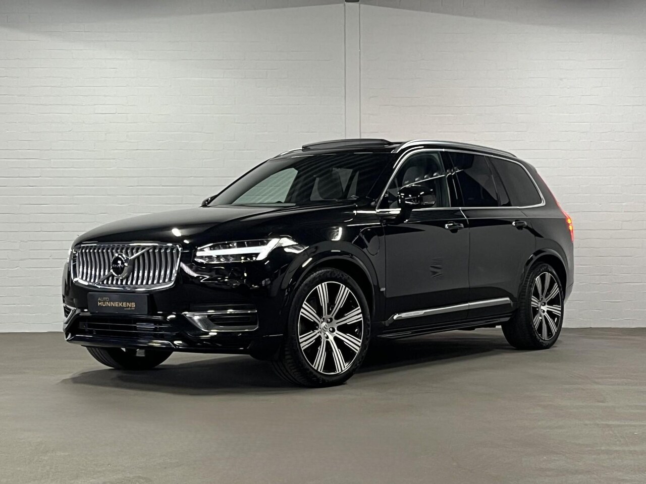 Volvo XC90 - 2.0 T8 Recharge AWD Inscription SOH 99% Luchtvering | Trekhaak | Bowers & Wilkins | Open d - AutoWereld.nl