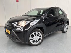 Toyota Aygo X - 1.0 VVT-i S-CVT Play