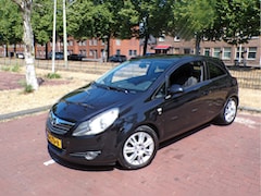Opel Corsa - 1.4-16V '111' Edition ZEER NETTE AUTO