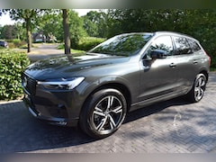 Volvo XC60 - 2.0 B4 R-Design 197PK PANO NIEUWSTAAT