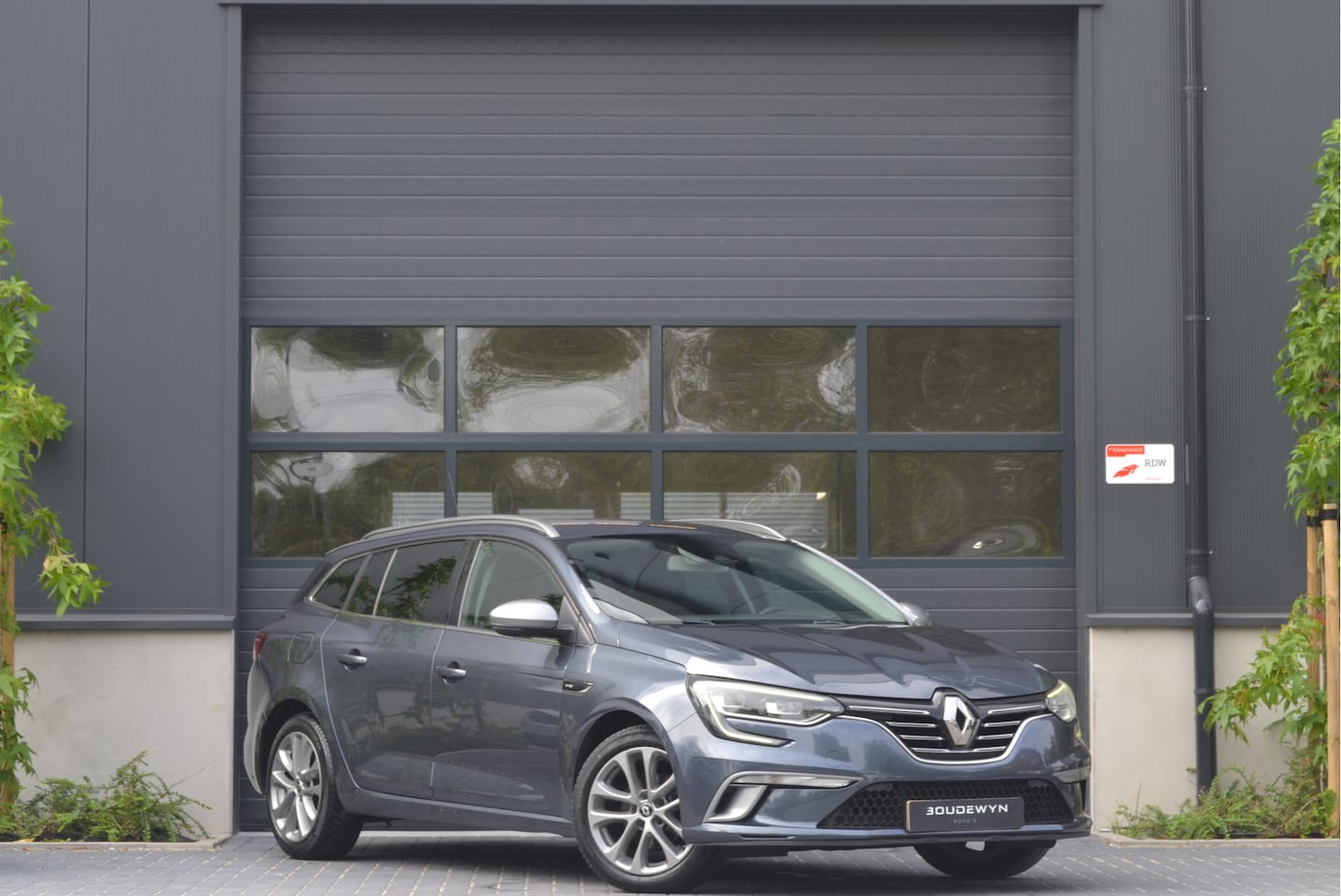 Renault Mégane Estate - 1.2 TCe GT-Line NAP | Trekhaak | Achteruitrijcamera | Navigatie - AutoWereld.nl