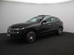 Maserati Levante - 3.0 V6 S AWD GranLusso | Panorama dak | Premium audio | Luchtvering |
