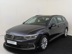 Volkswagen Passat Variant - 1.4 TSI PHEV GTE Business | SoH 94% | Achteruitrijcamera | Matrix LED verlichting | Adapti