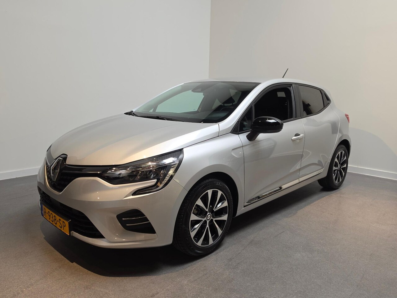 Renault Clio - 1.0 TCe Zen - Apple Carplay/Android Auto - Cruise - LED - AutoWereld.nl