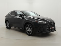 Lexus NX - 450h+ AWD Luxury Line | Trekhaak | Leder | Dodehoek detectie | Apple Carplay / Android Aut