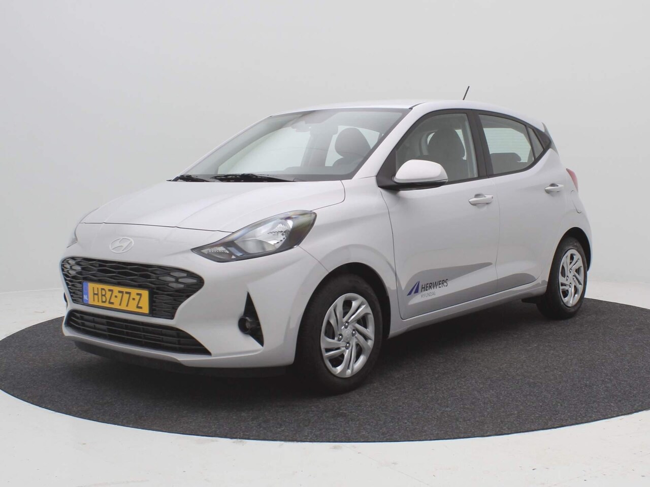 Hyundai i10 - 1.0 Comfort Smart / Navigatie / Cruise Control / Airco / LED dagrijverlichting / Achteruit - AutoWereld.nl