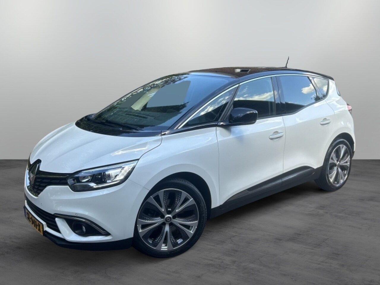 Renault Scénic - 1.3 TCe 140pk Intens Navi, 20” LMV, 1e Eigenaar! - AutoWereld.nl