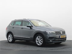 Volkswagen Tiguan - 1.5 TSI ACT Highline Panoramadak, Virtual Cockpit, Apple Carplay, ACC, Camera, PDC