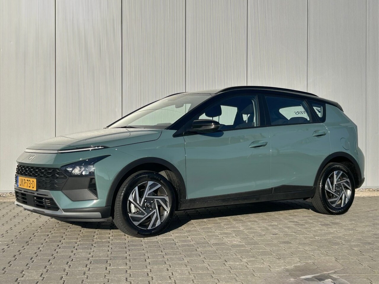 Hyundai Bayon - 1.0 T-GDI Comfort / Two-tone / Navigatie / Cruise Control / Airco / Camera / Lane Assist / - AutoWereld.nl