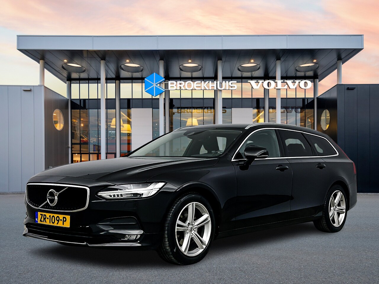 Volvo V90 - T5 Momentum | 18" | Elektr. Trekhaak | Keyless | Elektr. Achterklep | Half/Leder | Parkeer - AutoWereld.nl