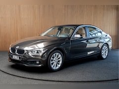 BMW 3-serie - 330e Exe Leer Navi Sportstoelen Stoelverwarming PDC LM velgen