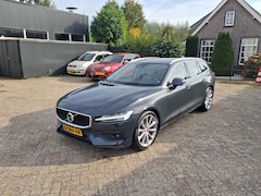 Volvo V60 - 2.0 T4 Momentum Pro AUT. TREKHAAK