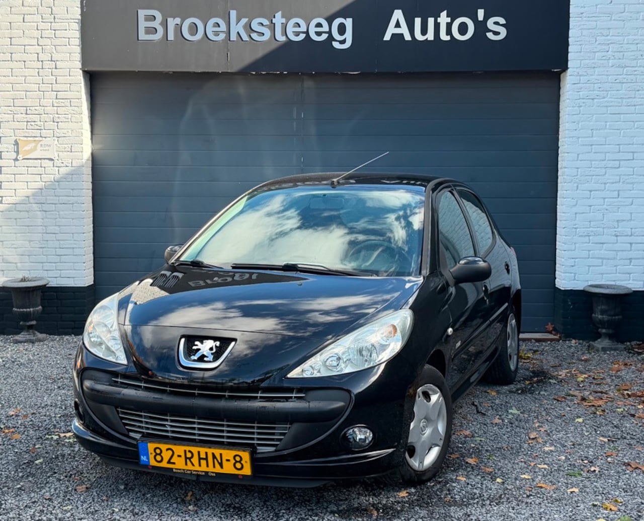 Peugeot 206 - 1.4 Millesim 200 NLauto/Airco/5drs/Boekjescompleet - AutoWereld.nl