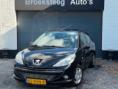 Peugeot 206 - 1.4 Millesim 200 NLauto/Airco/5drs/Boekjescompleet