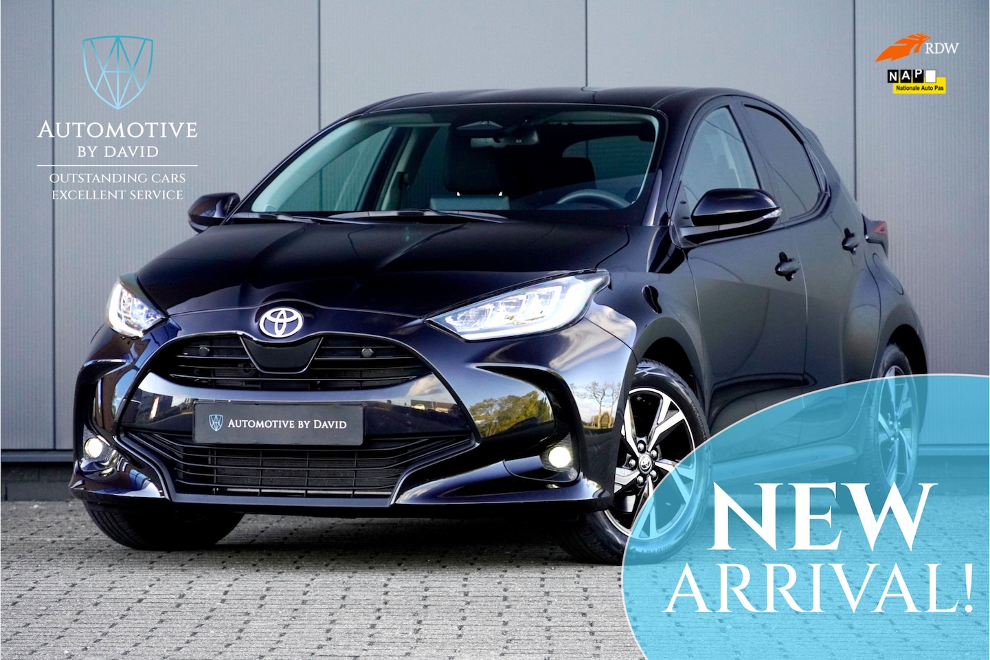 Toyota Yaris - 1.5 115 pk HYBRID DYNAMIC AUTOMAAT / FABRIEKSGARANTIE / APPLE CARPLAY / ACHTERUITRIJCAMERA - AutoWereld.nl