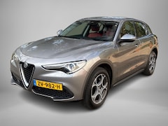 Alfa Romeo Stelvio - 2.0 T AWD Super | Trekhaak | Navigatie | Camera | Parkeersensoren