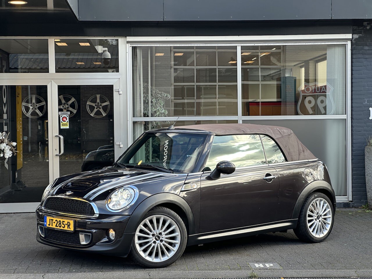 MINI Cabrio - Mini 1.6 Cooper S Chili - AutoWereld.nl