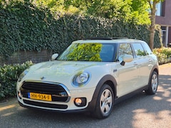 MINI Clubman - Panorama Apple CarPlay Automaat Keyless NL NAP B38 1.5 Cooper