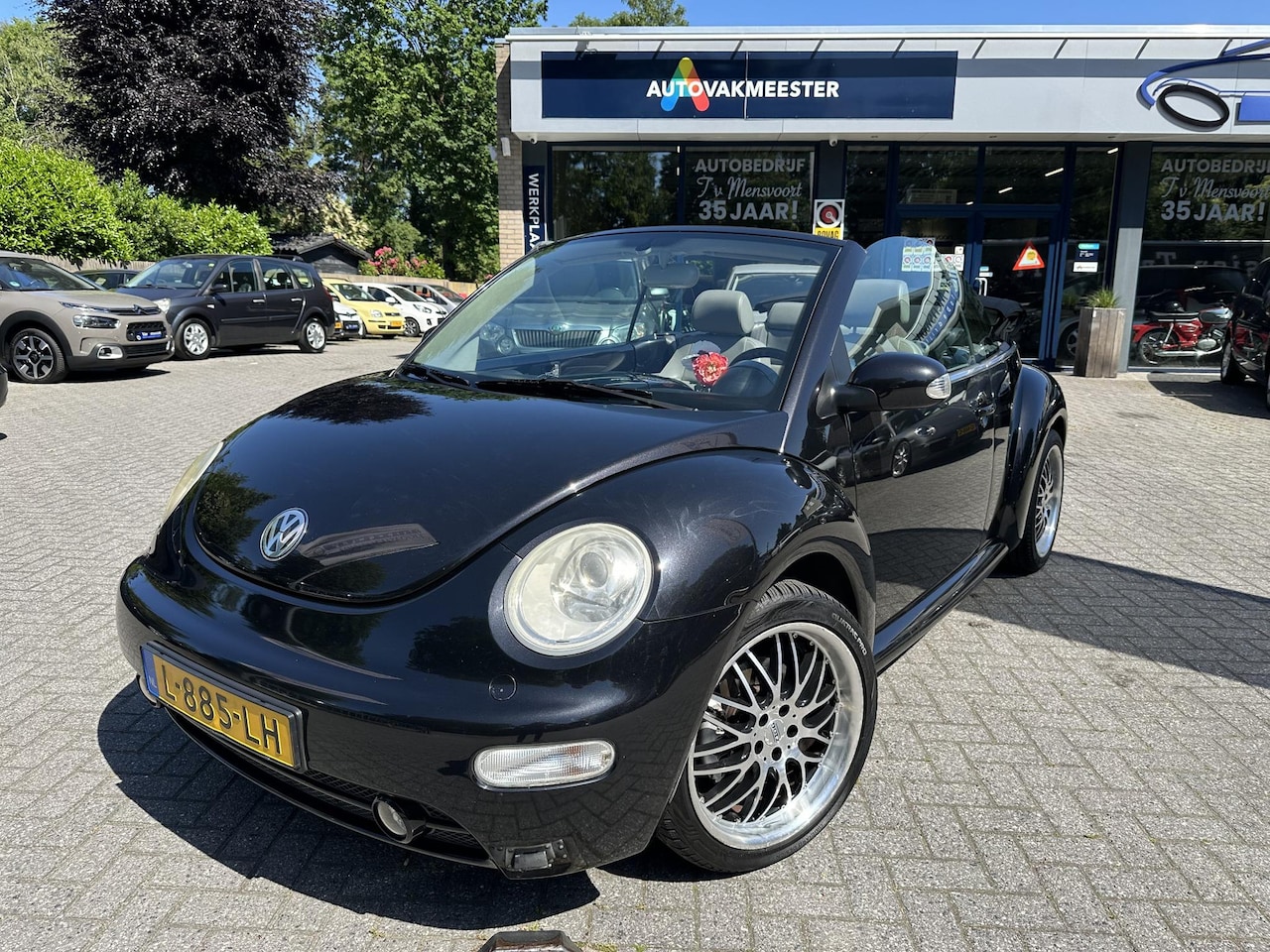 Volkswagen New Beetle Cabriolet - 1.8 5V Turbo Highline Uniek!|Leder|Xenon|Airco|Elek.kap - AutoWereld.nl