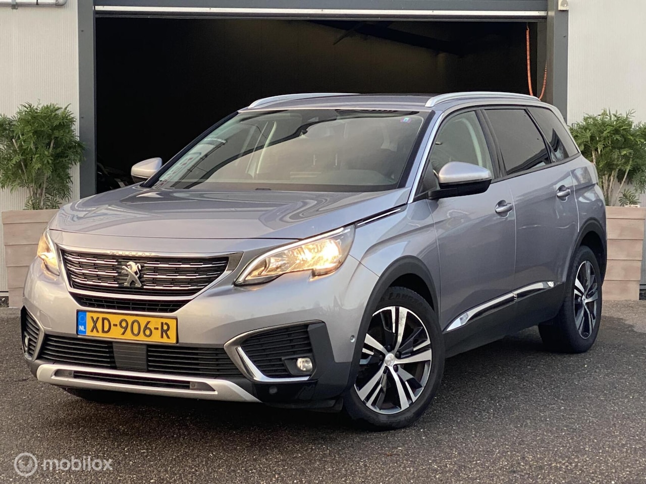 Peugeot 5008 - 1.2 PureTech Allure I TREKHAAK I APK I AUTOMAAT - AutoWereld.nl