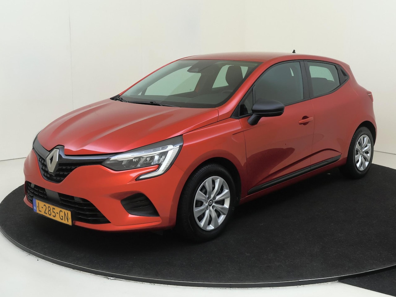 Renault Clio - 1.0 TCe Life | Airco | Radio | Cruise control - AutoWereld.nl