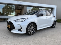 Toyota Yaris - 1.5 Hybride Executive | Bi-Tone | Pdc (12367km)