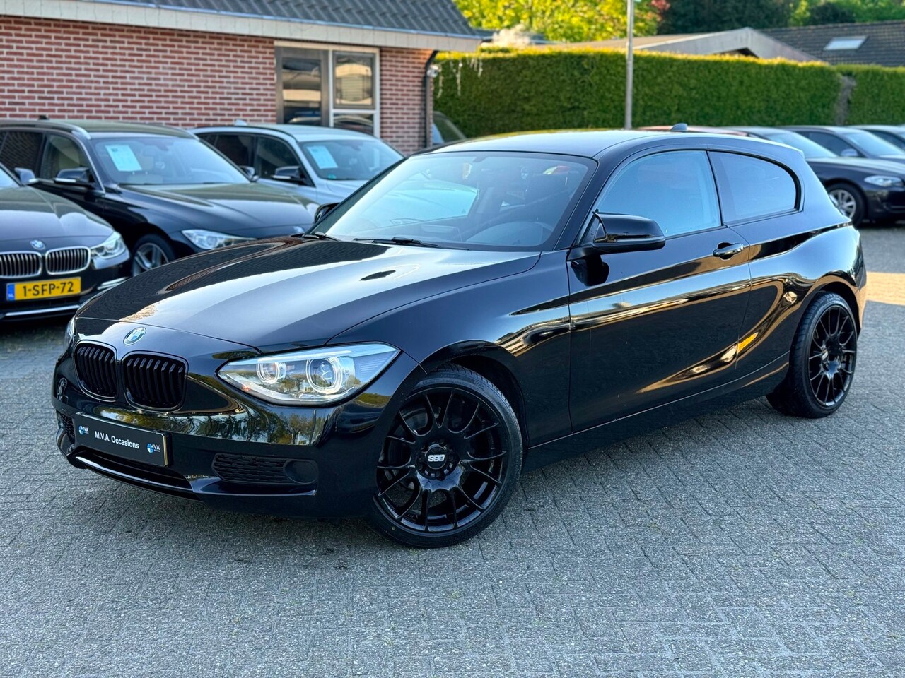 BMW 1-serie - 116i Sport|Nieuwe Ketting + Klepseals|Carplay|BBS|Airco|Nette staat.. - AutoWereld.nl