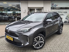 Toyota Yaris Cross - 1.5 Hybrid Executive | Trekhaak | Pano | Sensoren v/a | Stoelverwarming | Keyless Entry
