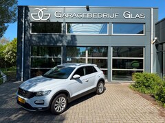 Volkswagen T-Roc - 1.0 TSI Style carplay white silver metallic