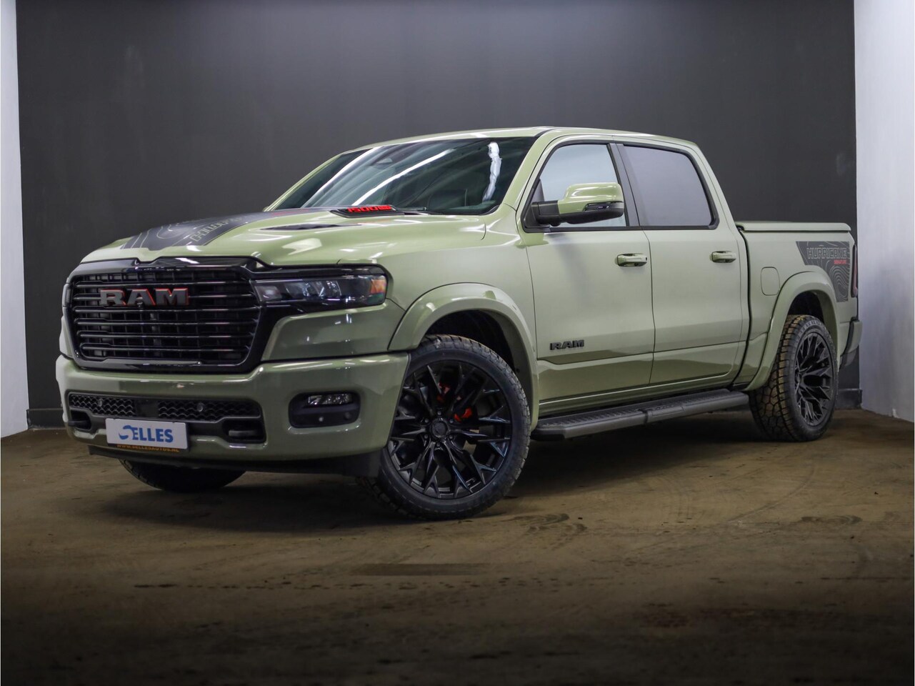 Dodge Ram 1500 - 2025 3.0L HURRICANE LARAMIE Night | BPM VRIJ | NIEUW | LPG | Deksel  | Panoramadak - AutoWereld.nl