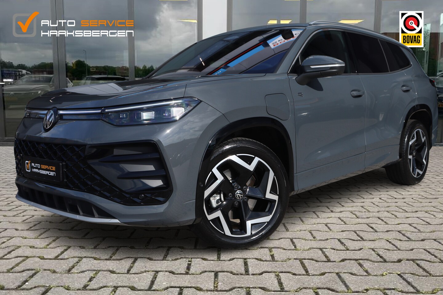 Volkswagen Tayron - 1.5 eHybrid R-Line 272 pk | Trekhaak | 360 Camera | Sfeerverlichting | Fabrieksgarantie - AutoWereld.nl