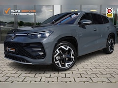 Volkswagen Tayron - 1.5 eHybrid R-Line 272 pk | Trekhaak | 360 Camera | Sfeerverlichting | Fabrieksgarantie