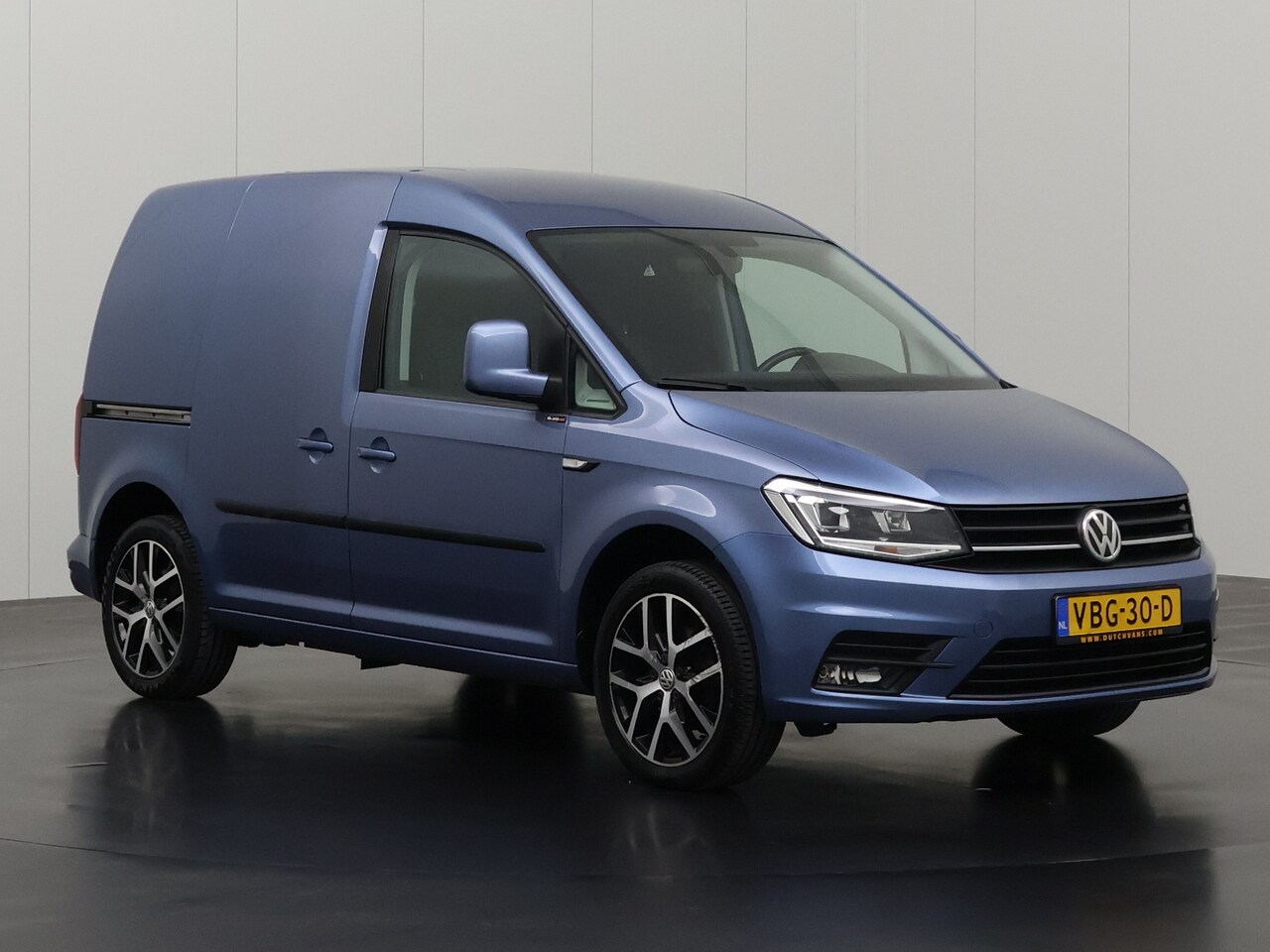 Volkswagen Caddy - 2.0TDI DG Automaat BMT Exclusive Edition | Led | Navigatie | Multimedia | Trekhaak | Airco - AutoWereld.nl
