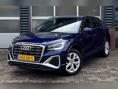 Audi Q2 - 35 TFSI 2x S-line Edition| Apple CarPlay | Camera | Climate Control
