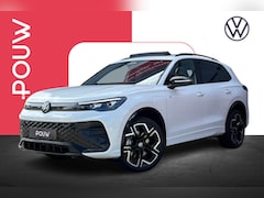 Volkswagen Tiguan - 1.5 eHybrid 204pk DSG R-Line Edition | Trekhaak | Panoramadak | Black Style