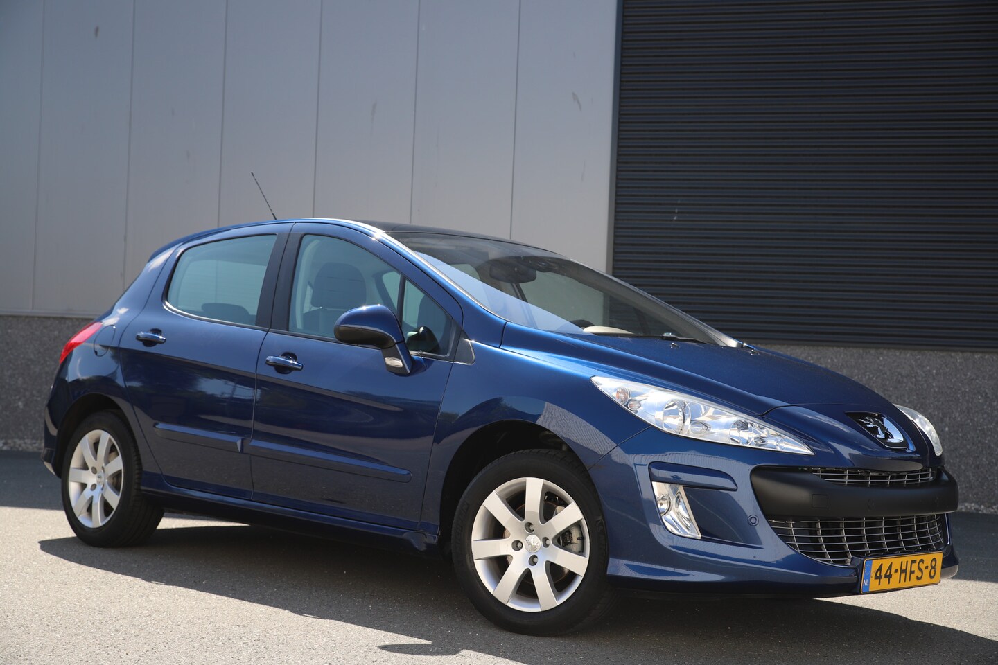 Peugeot 308 - 1.6 VTi XT 120pk 5drs Panoramadak/Airco-climate/86.000km/Cruise - AutoWereld.nl