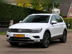 Volkswagen Tiguan - 2.0 TSI 4Motion Highline | NAVI | CLIMA | CRUISE | LED | TREKHAAK | ZEER MOOIE GOED ONDERH
