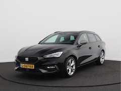 SEAT Leon Sportstourer - 1.5 eTSI FR Business Intense/ lage km/ compleet