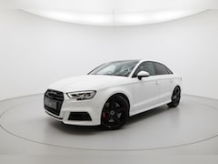 Audi S3 - Limousine 2.0 TFSI S3 quattro VIRTUAL KEYLES CAM B&O