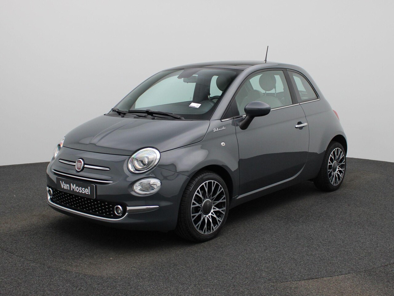 Fiat 500 - 1.0 Hybrid Dolcevita 69PK | Panoramadak | Digitale Cockpit | Parkeersensoren - AutoWereld.nl